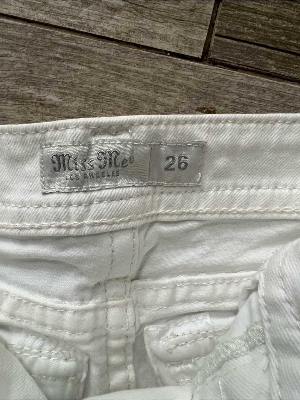 Miss Me White Cotton Jean Shorts with Button Front Detail - Picture 4 of 6